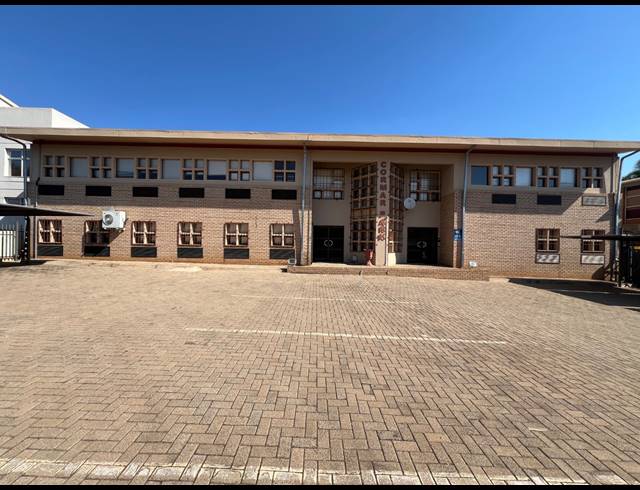 535M² OFFICE FOR SALE IN BENDOR